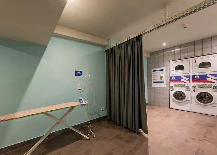 Hotel A&o 2*